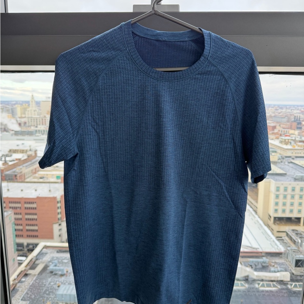 Lululemon Metal Vent Tech Short Sleeve